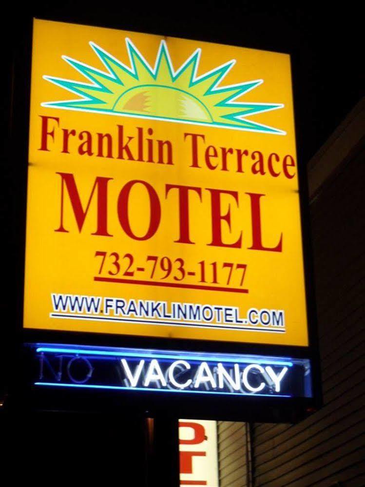 Franklin Terrace Motel ซีไซด์ไฮทส์ ภายนอก รูปภาพ